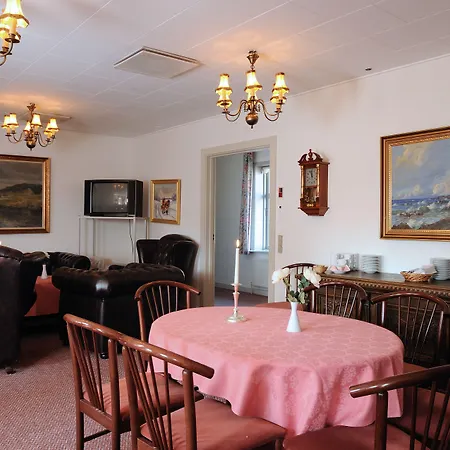 Hotell Dronninglund Hotel 3*