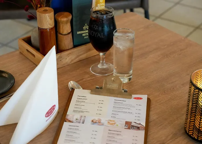 Hotell Dronninglund Hotel 3*