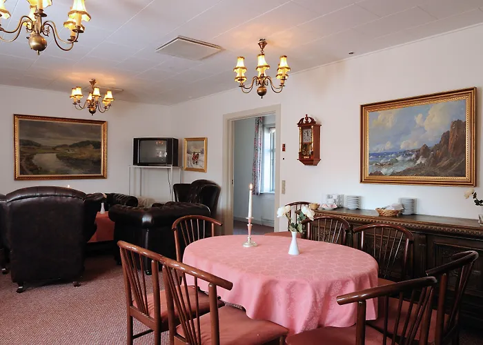 Hotell Dronninglund Hotel 3*